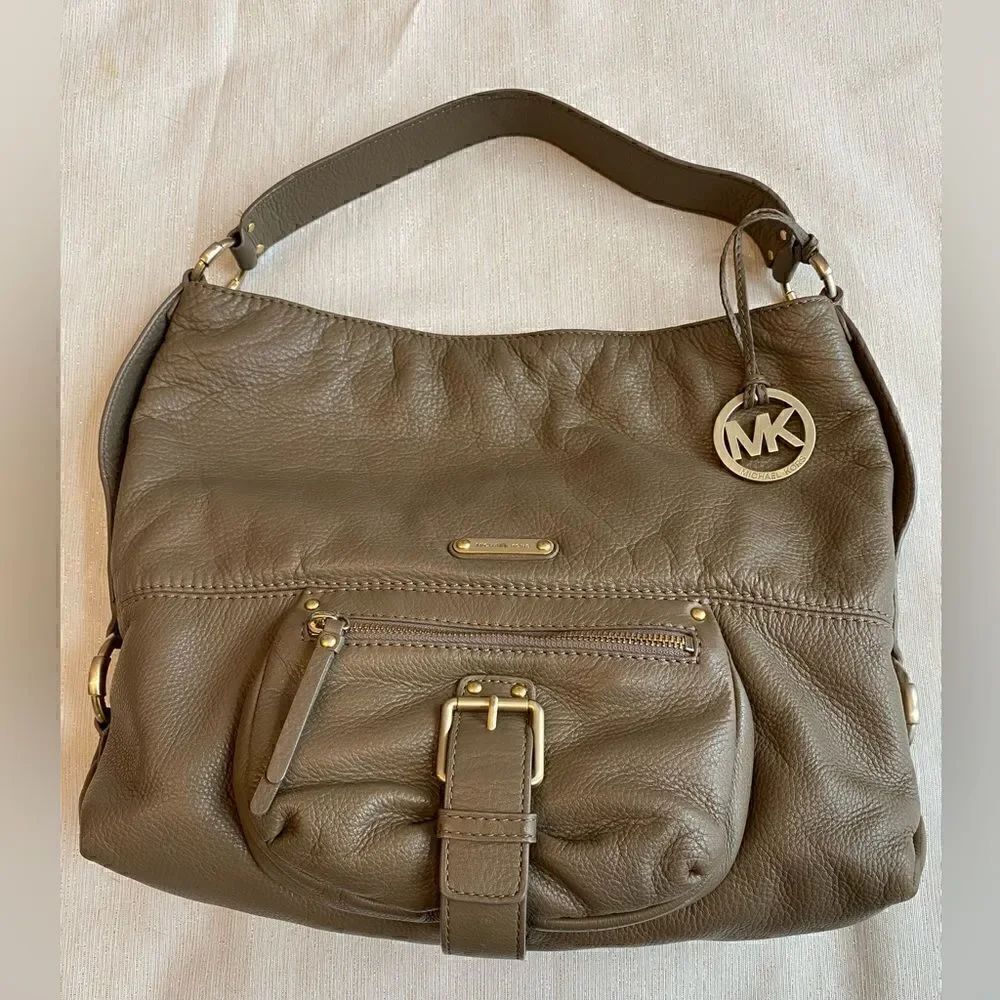 Michael Kors Austin Leather Large Shoulder Tote